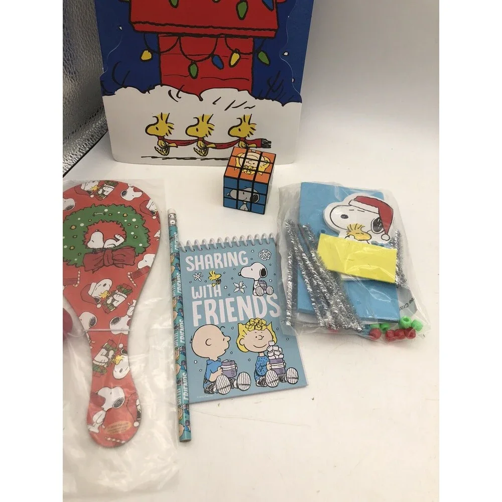Peanuts Snoopy Kids Christmas Gift Craft Goody Party Bag Grandparents